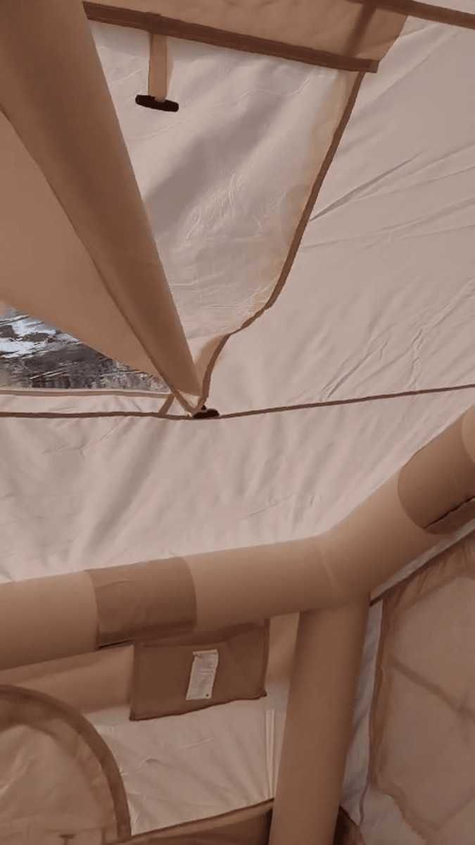 Надувной жилой модуль для туризма и кемпинга